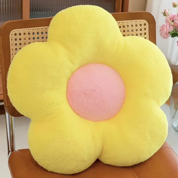 Blumenförmiges Kissen